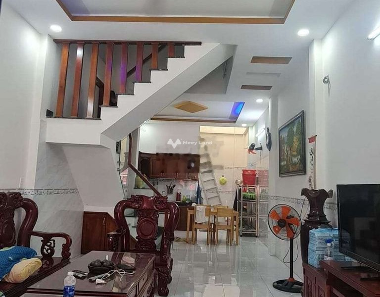 Ở tại Nguyễn Ảnh Thủ, Hiệp Thành, bán nhà, bán ngay với giá khủng chỉ 6.89 tỷ diện tích 70m2, trong nhà này gồm 3 PN lh xem trực tiếp-01