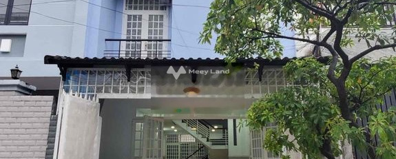 Có diện tích gồm 90m2, cho thuê nhà ở vị trí đặt vị trí ở Đường B, Hồ Chí Minh, căn nhà này 4 phòng ngủ, 3 WC nói không với trung gian-02