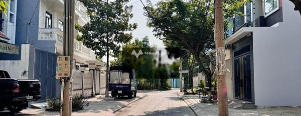 Có diện tích tiêu chuẩn 100m2 bán đất giá bán liền 2.5 tỷ-03