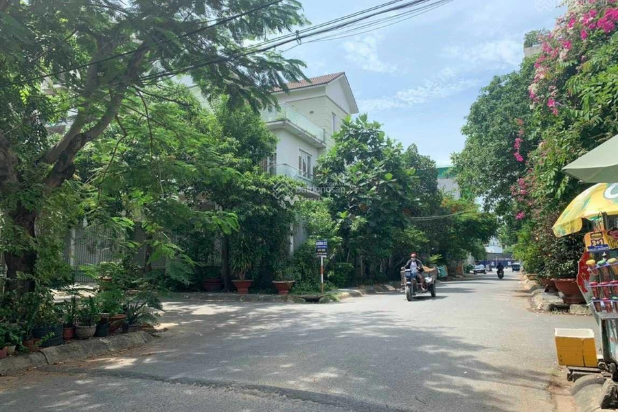 Phía trong Lê Văn Lương, Phước Kiển cho thuê nhà thuê ngay với giá bất ngờ chỉ 13 triệu/tháng, căn nhà có tất cả 3 phòng ngủ, 4 WC-01
