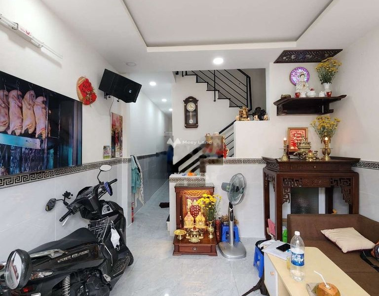 Bán nhà ngay ở Nguyễn Duy Cung, Hồ Chí Minh bán ngay với giá hợp lý 3.6 tỷ có diện tích rộng 45m2 trong nhà tổng quan bao gồm 3 PN-01