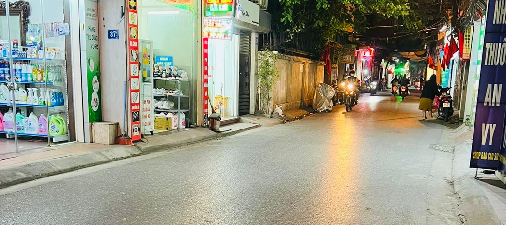Bán đất mặt ngõ 168 Kim Giang 93m2, đường thông thoáng, kinh doanh tấp nập