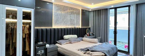 Căn hộ gồm có Full., bán căn hộ có diện tích chính 140m2 vị trí đẹp tọa lạc tại Thanh Xuân, Hà Nội bán ngay với giá rẻ bất ngờ chỉ 6.1 tỷ-03