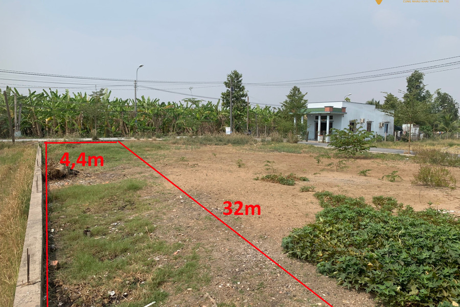 Bán đất gần cảng Quốc Tế Long An, mặt tiền đường 29m-01