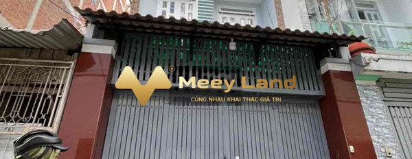 Tọa lạc ngay Tân Sơn, Phường 12 cho thuê nhà giá thuê bàn giao chỉ 16 triệu/tháng, nhìn chung có 4 phòng ngủ, 5 WC-03
