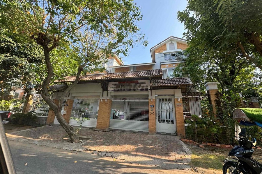 Dự án: cần bán gấp Nam Phú Villas,DT: 12x24 (288m2), -01