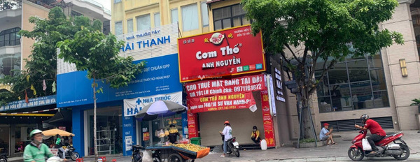 Vị trí hấp dẫn Quận 10, Hồ Chí Minh bán nhà bán ngay với giá tốt chỉ 18 tỷ nhà tổng quan gồm 2 phòng ngủ 2 WC-02
