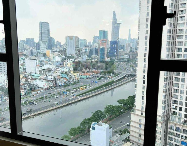 Khoảng 4.8 tỷ bán căn hộ diện tích tổng 74m2 vị trí thuận lợi ngay Bến Vân Đồn, Hồ Chí Minh-01