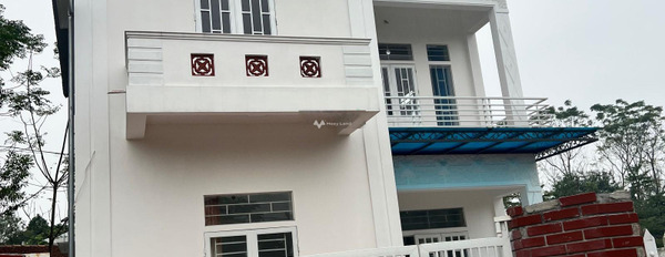 Ở tại Bình Yên, Hà Nội, bán nhà có diện tích chung là 196m2, tổng quan bên trong nhà gồm 5 PN liên hệ chính chủ.-02