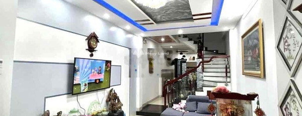 Có diện tích chung 80m2 bán nhà mặt tiền nằm ngay tại Hải Châu, Đà Nẵng ngôi nhà bao gồm 5 phòng ngủ 4 WC lh xem trực tiếp-03