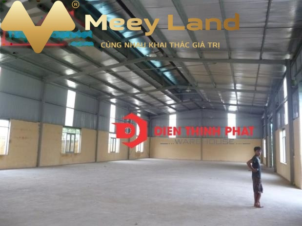 Cho thuê kho bãi diện tích cụ thể 500m2 vị trí đặt ở trung tâm Phường Bình Hưng Hòa A, Hồ Chí Minh giá cơ bản từ 38 triệu/tháng
