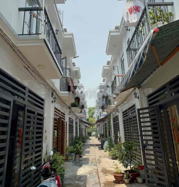 Giá bán 268 triệu bán nhà diện tích khoảng 10m2 vị trí mặt tiền tọa lạc trên Hóc Môn, Hồ Chí Minh tổng quan nhà gồm 1 phòng ngủ, 1 WC lh xem trực tiếp-01