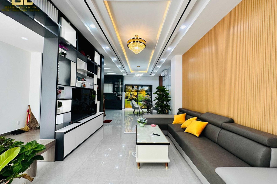 Vị trí đặt ở Huỳnh Tấn Phát, Nhà Bè bán nhà giá bán cực mềm 7.5 tỷ có diện tích gồm 82m2 trong nhà có 4 PN hỗ trợ mọi thủ tục miễn phí, giá mùa dịch.-01