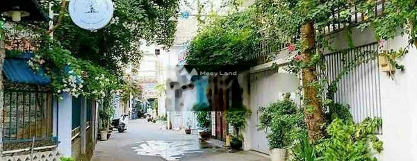 Cho thuê nhà tọa lạc tại Tân Sơn Nhì, Tân Phú, giá thuê chốt nhanh 12 triệu/tháng với diện tích thực 60m2, trong nhà bao gồm có 3 PN-02
