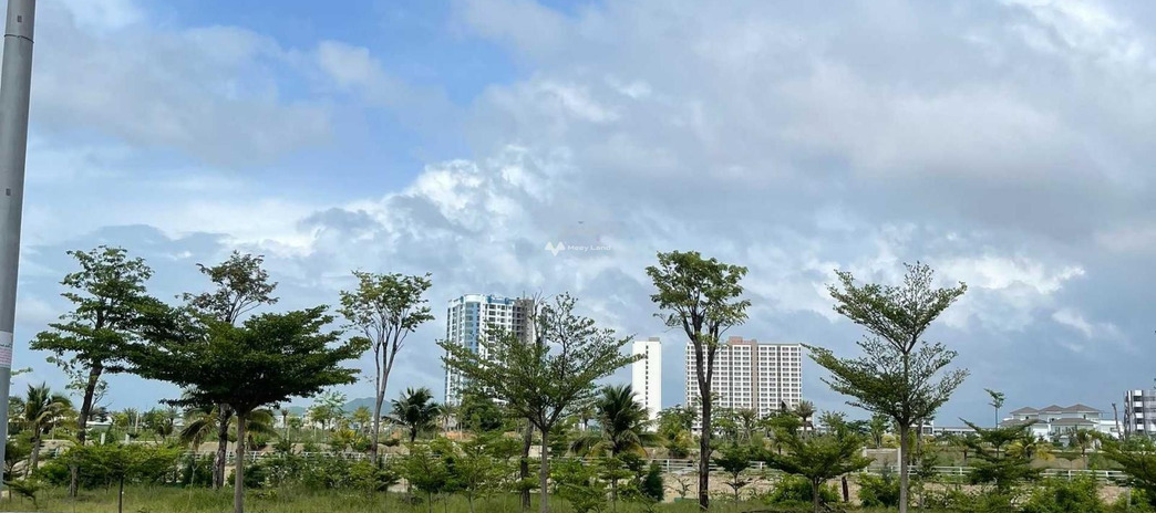 Ở An Phú Thịnh 4.4 tỷ bán đất với diện tích khoảng 120m2 vị trí thuận lợi tọa lạc gần Quy Nhơn, Bình Định, hướng Đông - Bắc