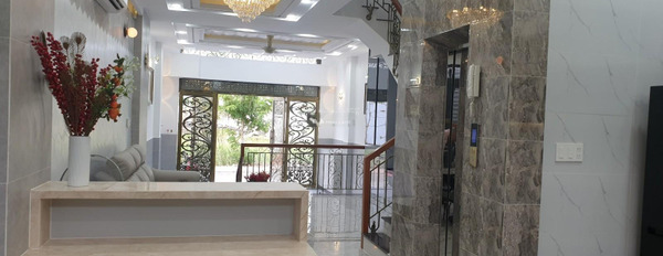 Bán nhà có diện tích gồm 84m2 vị trí đặt tọa lạc tại Phú Xuân, Nhà Bè giá bán đặc biệt từ 9 tỷ trong nhà tổng quan gồm có 4 phòng ngủ, 5 WC-02