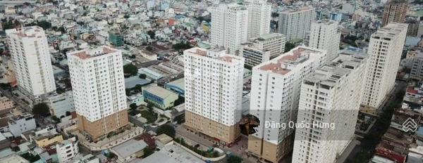 Tổng quan trong căn hộ có 2 phòng ngủ, cho thuê căn hộ vị trí thuận lợi tọa lạc ở Tân Phú, Hồ Chí Minh, 2 WC giá có thể fix-02