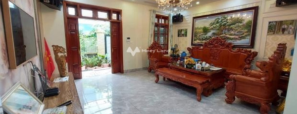 Nhà có 5 phòng ngủ bán nhà ở có diện tích chung là 108m2 bán ngay với giá rẻ bất ngờ chỉ 16.8 tỷ vị trí đẹp tọa lạc ngay tại Lâm Du, Long Biên-03