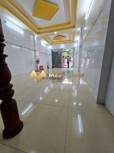 Ở Phường 7, Phú Nhuận, cho thuê nhà, giá thuê khoảng từ 23 triệu/tháng có diện tích thực 90m2, trong nhà này gồm có 4 phòng ngủ pháp lý rõ ràng-01