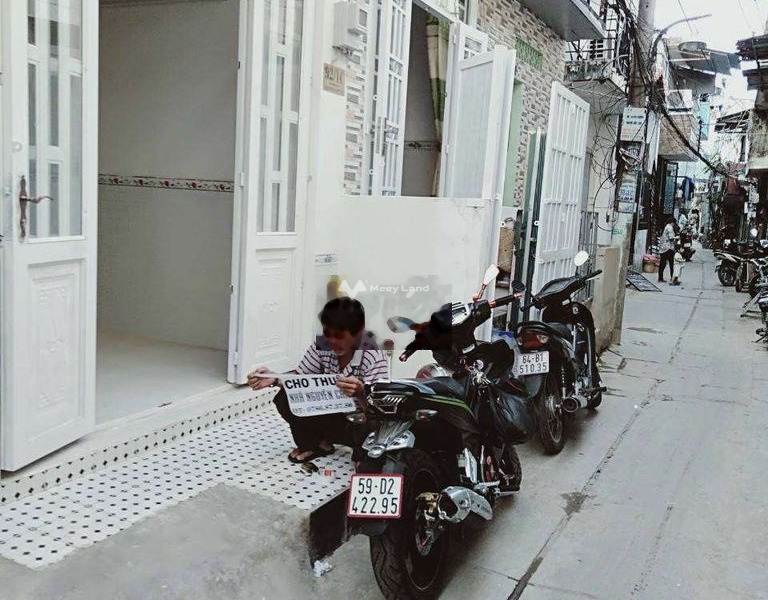 Diện tích chung 18m2, cho thuê nhà ở nằm ngay bên trong Tân Tạo, Bình Tân có chỗ để xe-01