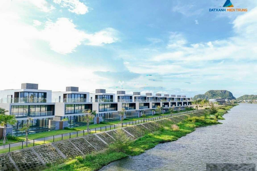 4 phòng ngủ, bán biệt thự có diện tích khoảng 300m2 bán ngay với giá khởi điểm 26 tỷ vị trí đặt ngay tại Song Hào, Hòa Hải, hướng Tây-01