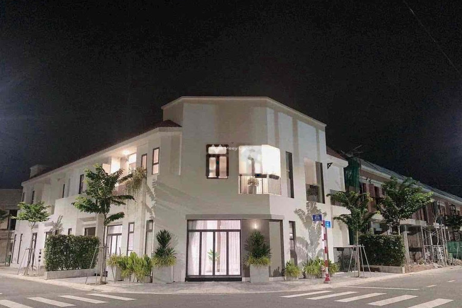 Căn nhà gồm có tất cả 3 phòng ngủ, bán nhà ở có diện tích rộng 120m2 bán ngay với giá mềm từ 980 triệu vị trí mặt tiền nằm ở Chánh Phú Hòa, Bến Cát-01