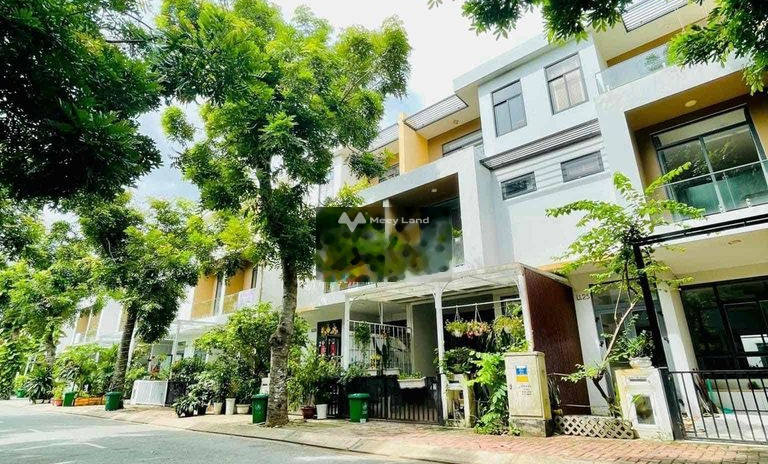 Nhà có 4 phòng ngủ bán nhà bán ngay với giá mong muốn 8 tỷ có diện tích chung là 75m2 vị trí đặt tọa lạc ngay tại Phước Long, Thủ Đức