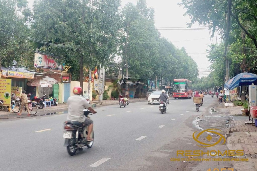 Nợ nần chồng chất cho thuê mặt bằng diện tích rộng là 200m2 vị trí đẹp nằm ngay Bửu Hòa, Biên Hòa thuê ngay với giá tốt bất ngờ chỉ 12 triệu/tháng-01