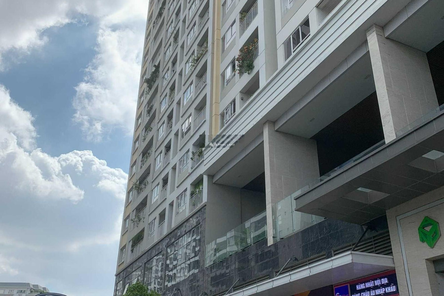 Căn nhà bao gồm có 8 phòng ngủ, bán nhà ở có diện tích chung 240m2 bán ngay với giá siêu rẻ chỉ 79 tỷ vị trí đặt ngay Phường 2, Hồ Chí Minh hướng Bắc-01