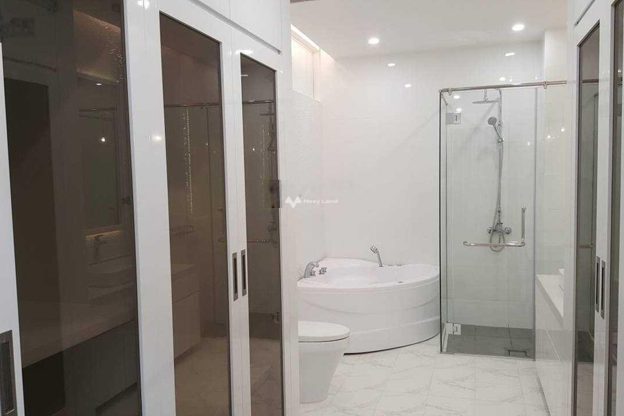 21 tỷ, bán liền kề diện tích như sau 120m2 vị trí đẹp nằm ở Quận 2, Hồ Chí Minh, tổng quan gồm tổng cộng 4 phòng ngủ, 4 WC giá mềm sinh viên-01