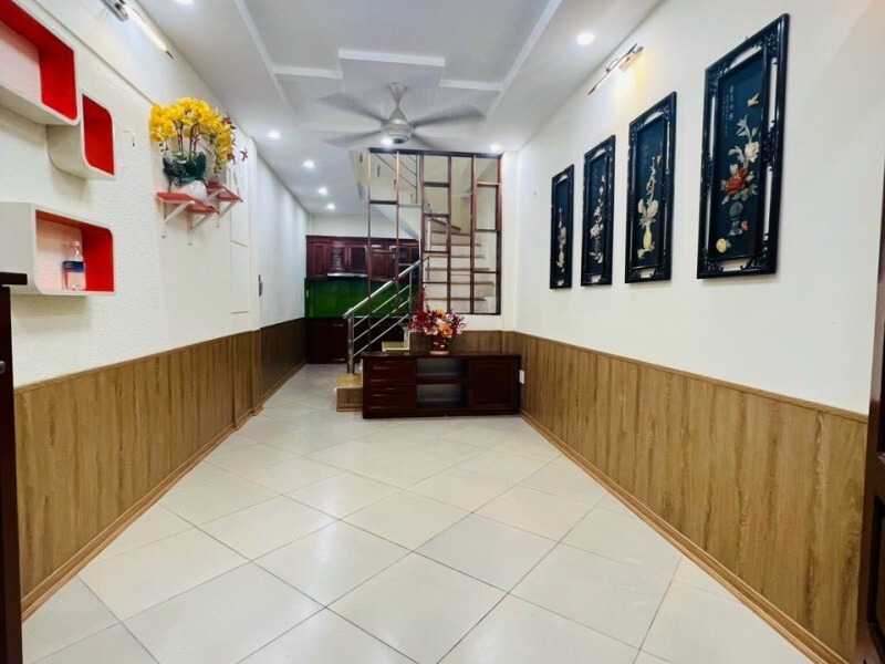 Cực hiếm bán nhà Khương Hạ, Thanh Xuân, 30m2, 5 tầng, 3 phòng ngủ. ô tô đỗ gần. 3 tỷ 9-01