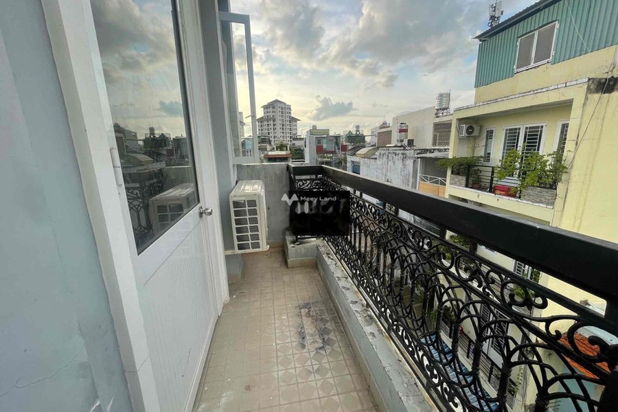 Cho thuê chung cư vị trí mặt tiền ngay tại Ông Ích Khiêm, Hồ Chí Minh, căn hộ bao gồm có 1 PN, 1 WC giao thông thuận lợi-01
