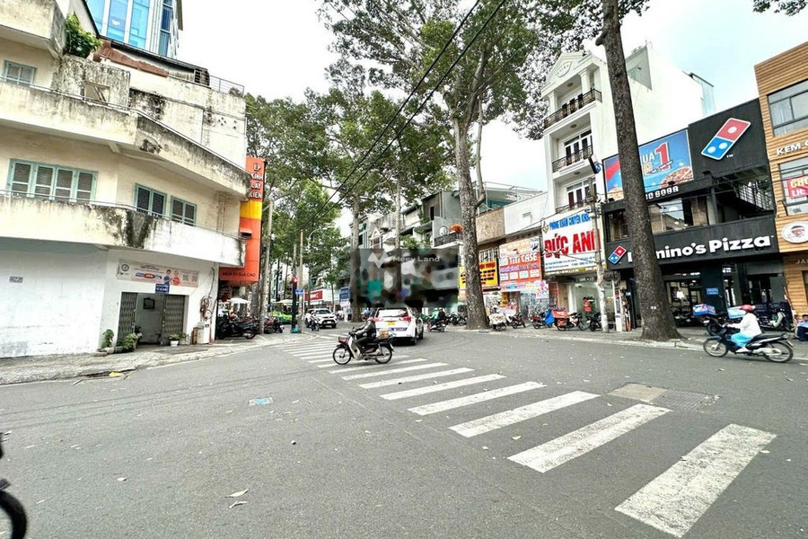 Cho thuê nhà gần Trần Quang Khải, Hồ Chí Minh, giá thuê rẻ 130 triệu/tháng có diện tích 138m2, trong căn này thì có 2 phòng ngủ-01