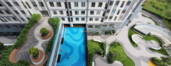 Mặt tiền tọa lạc ngay ở Nguyễn Văn Linh, Phong Phú, bán chung cư giá bán đề cử từ 1.4 tỷ, nhìn chung có 2 phòng ngủ, 2 WC bãi đậu xe rộng-03