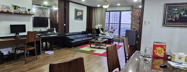 Trong căn hộ có tất cả Đầy đủ, bán căn hộ Có tổng diện tích 160m2 mặt tiền tọa lạc ngay ở Hồ Tùng Mậu, Phú Diễn bán ngay với giá bàn giao 6.9 tỷ-02