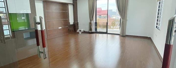 Nhà 3 phòng ngủ bán nhà giá bán hữu nghị chỉ 9 tỷ diện tích gồm 45m2 vị trí thuận tiện ngay tại Phùng Chí Kiên, Cầu Giấy-03