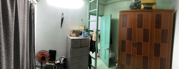 Căn hộ 2 PN, bán căn hộ vị trí thuận lợi tọa lạc ngay tại Hồng Lạc, Phường 10, căn này gồm 2 PN, 2 WC vào ở ngay-02