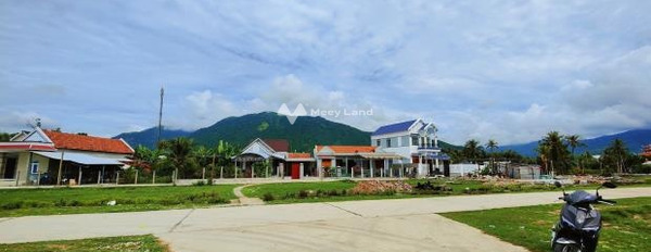 Giá chốt nhanh từ 1.15 tỷ bán đất diện tích quy đổi 115m2 nằm ở Nguyễn Huệ, Vạn Ninh, hướng Đông-02