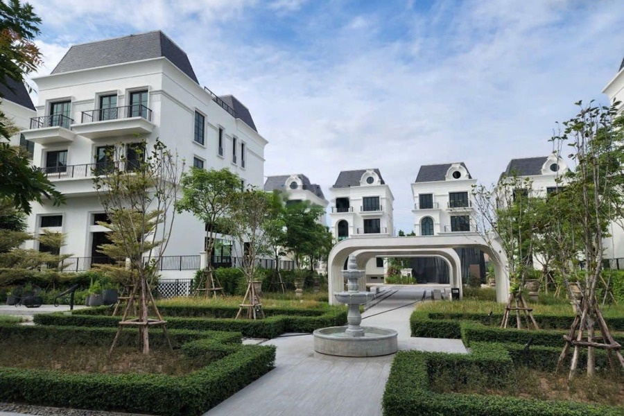 Chính chủ bán biệt thự 240 m2 tại ParkCity Hà Nội với giá tốt nhất thị trường: Liên hệ 0986 126 *** -01