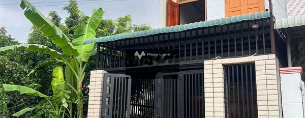 Nằm ở Nguyễn Hoàng, Đồng Nai, bán nhà, bán ngay với giá rẻ từ 1.3 tỷ có diện tích rộng 100m2, trong căn này 2 phòng ngủ ở lâu dài-03