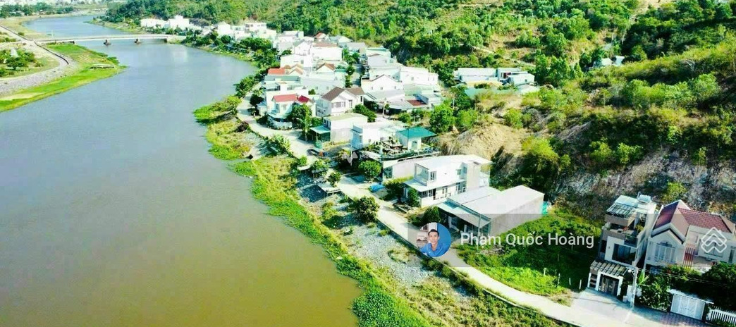 Cần gấp bán mảnh đất, 80m2 giá sang tên chỉ 2.48 tỷ vị trí thuận lợi gần Vĩnh Thái, Khánh Hòa, hướng Đông khu vực dân cư