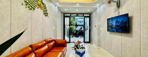 Có diện tích gồm 32m2 bán nhà vị trí đẹp tọa lạc ngay tại Gò Vấp, Hồ Chí Minh tổng quan căn này 2 PN 2 WC khách có thiện chí liên hệ ngay.-02