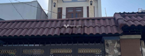 Diện tích 116m2 bán nhà ở mặt tiền tọa lạc ở Lê Hồng Phong, Dĩ An hướng Đông Nam ngôi nhà này có 3 PN 2 WC liên hệ chính chủ.-02