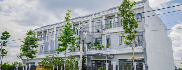 Nhà có 5 phòng ngủ bán nhà ở diện tích khoảng 130m2 bán ngay với giá công khai 3.8 tỷ tọa lạc ngay trên Đồng Xoài, Bình Phước, hướng Đông Nam-03