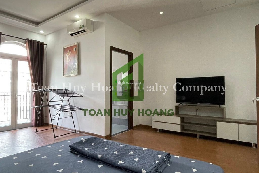 Cho thuê nhà tọa lạc gần Tam Thuận, Thanh Khê, giá thuê gốc chỉ 20 triệu/tháng có diện tích trung bình 100m2, trong căn nhà này gồm 4 phòng ngủ-01