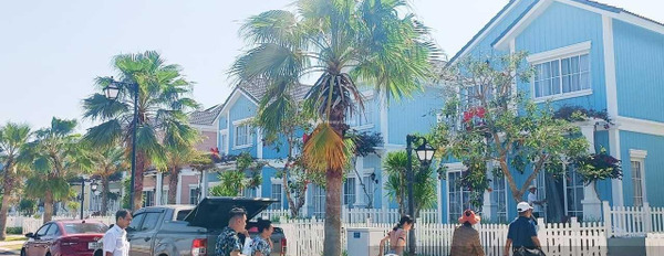 Phan Thiết, Bình Thuận, bán biệt thự, bán ngay với giá chính chủ 6.2 tỷ diện tích tiêu chuẩn 200m2, tổng quan bên trong nhà 3 phòng ngủ phong thủy tốt-03