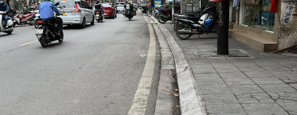 Bán hộ căn nhà mặt tiền tọa lạc ngay trên Phường Bưởi, Hà Nội bán ngay với giá thương lượng 52 tỷ có diện tích 335m2 khách có thiện chí liên hệ ngay.-02