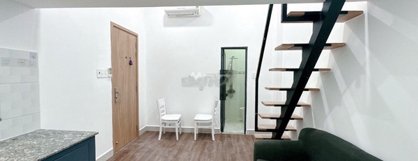 Chung cư 2 PN, cho thuê căn hộ vị trí tại Phú Nhuận, Hồ Chí Minh, tổng quan căn hộ này gồm 2 phòng ngủ, 1 WC không tiếp trung gian-02