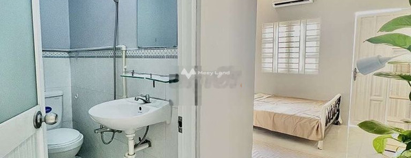 Căn hộ có tất cả 1 PN, cho thuê căn hộ vị trí nằm tại Nguyễn Tri Phương, Quận 10, 1 WC giá siêu rẻ-03