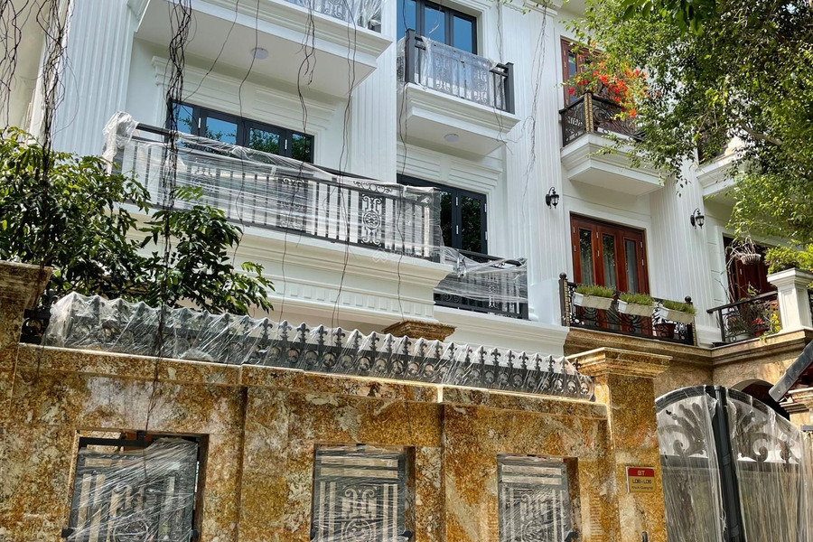 Gia đình tôi cần bán biệt thự căn góc m02 - 30 An Khang Villa Nam Cường. Gần hồ công viên rất đẹp -01
